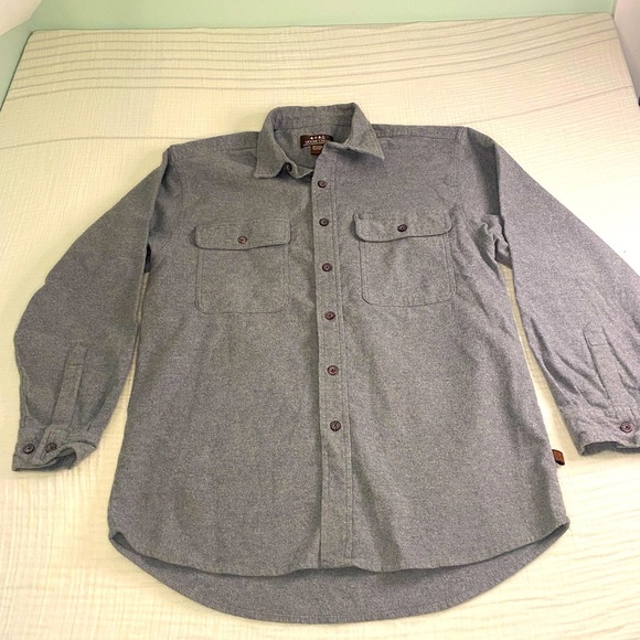 moose creek Other - Men’s Moose Creek Long Sleeve Gray Button Up Heavy Shirt Size Large Outdoor